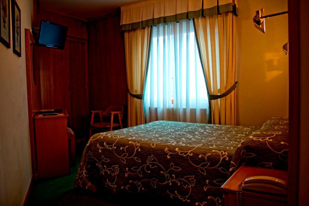 Hotel Ramos Silleda Quarto foto